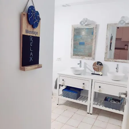 Maravilla Seaside By Lamondaos - Heated Pool - شقة *